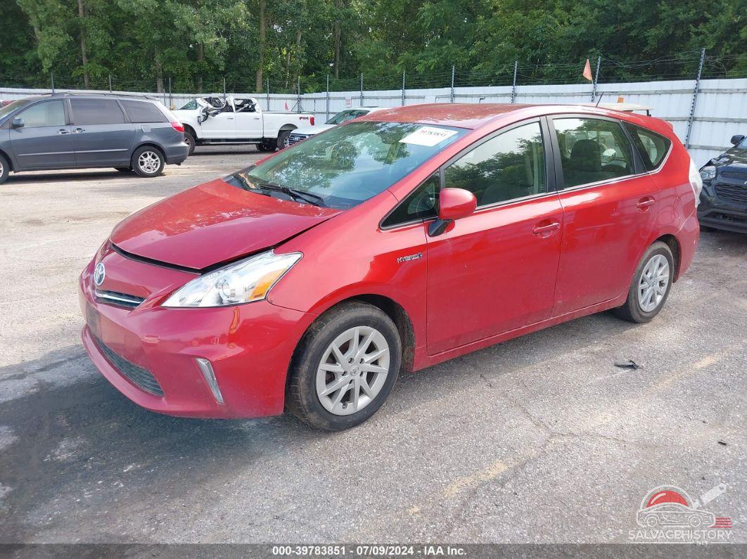 JTDZN3EU9D3215015 2013 TOYOTA PRIUS V photo no. 2