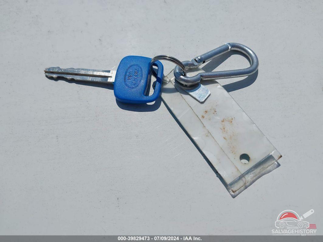 JT3GP10V4Y0045213 2000 TOYOTA RAV4 photo no. 11