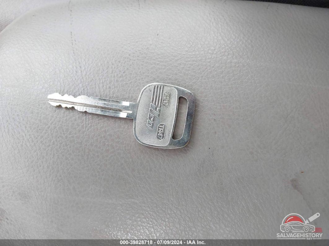 JTMZD33V585102767 2008 TOYOTA RAV4 photo no. 11