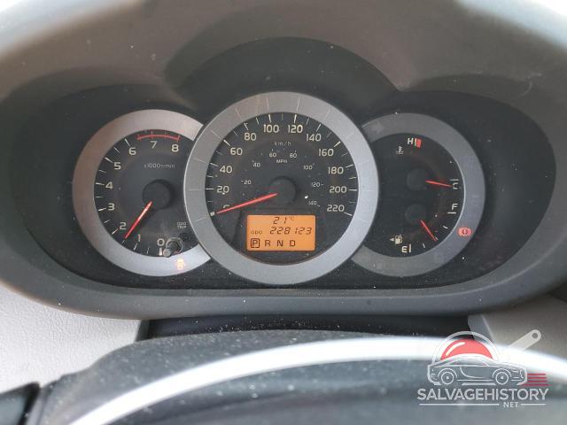 2T3BF4DV7BW131848 2011 TOYOTA RAV4 photo no. 9