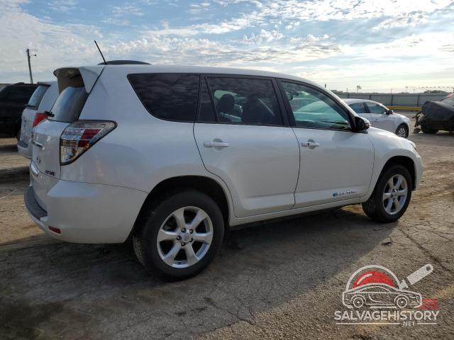 2T3YL4DV3EW002464 2014 TOYOTA RAV4 photo no. 3
