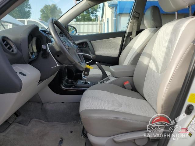 2T3YL4DV3EW002464 2014 TOYOTA RAV4 photo no. 7