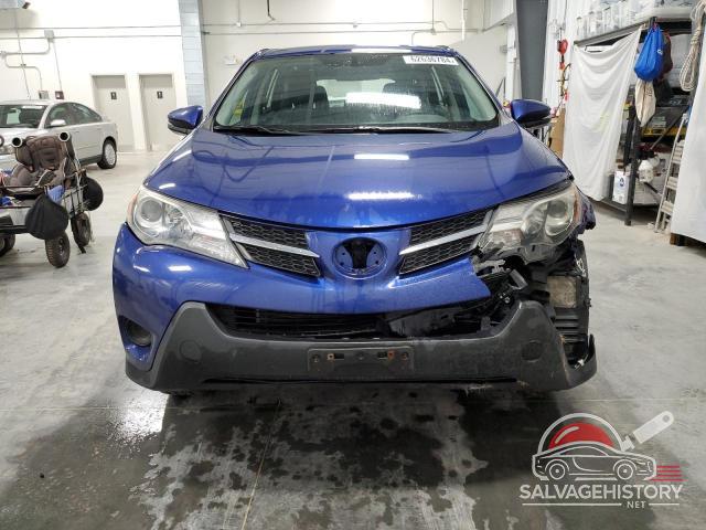 2T3BFREV5FW264822 2015 TOYOTA RAV4 photo no. 5