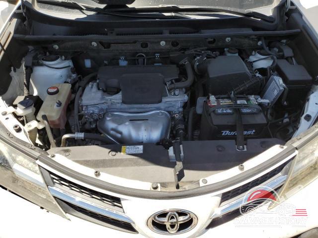 JTMZFREV6FD079397 2015 TOYOTA RAV4 photo no. 12