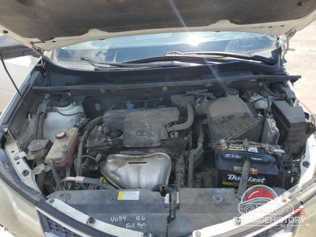JTMZFREV8FJ050047 2015 TOYOTA RAV4 photo no. 11