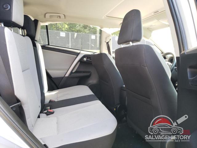 2T3RFREV5GW478922 2016 TOYOTA RAV4 photo no. 11