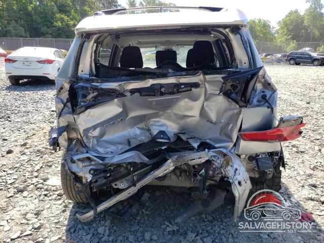 2T3RFREV5GW478922 2016 TOYOTA RAV4 photo no. 6