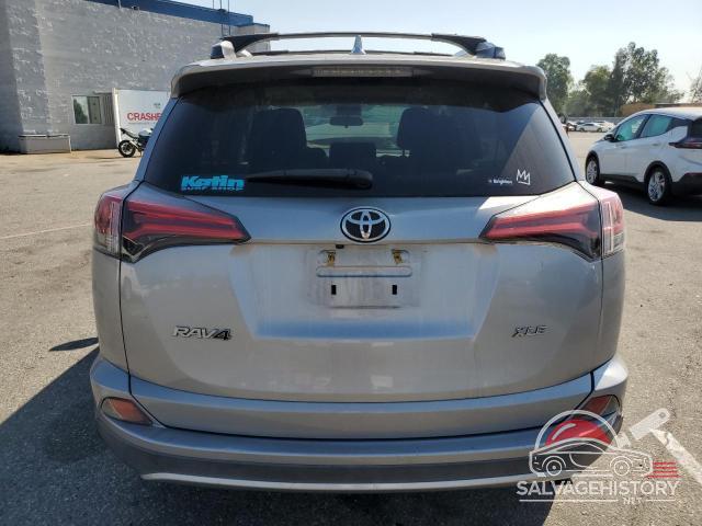 2T3WFREV1GW288098 2016 TOYOTA RAV4 photo no. 6
