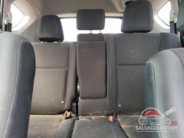 2T3ZFREV8GW308490 2016 TOYOTA RAV4 photo no. 10