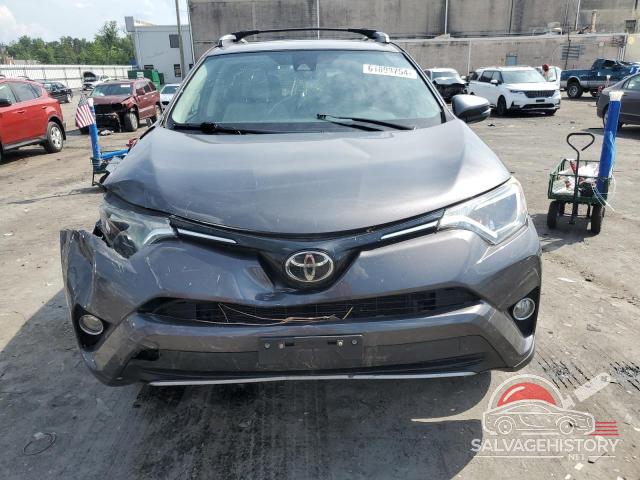 2T3RFREVXHW678390 2017 TOYOTA RAV4 photo no. 5