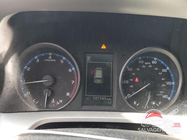2T3RFREVXHW678390 2017 TOYOTA RAV4 photo no. 9