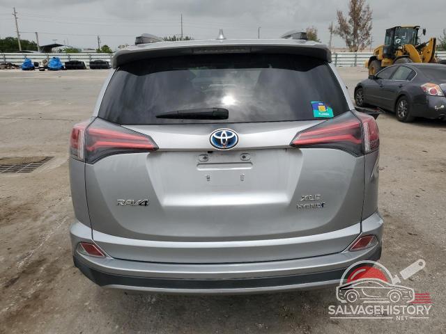 JTMRJREV3HD123065 2017 TOYOTA RAV4 photo no. 6