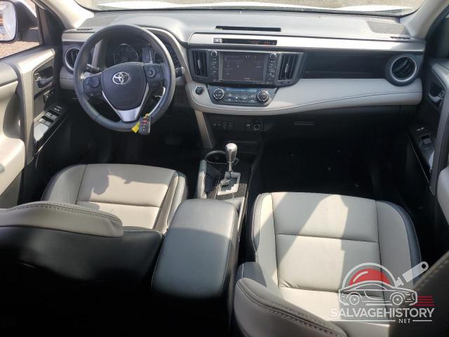 2T3YFREV2JW442818 2018 TOYOTA RAV4 photo no. 8