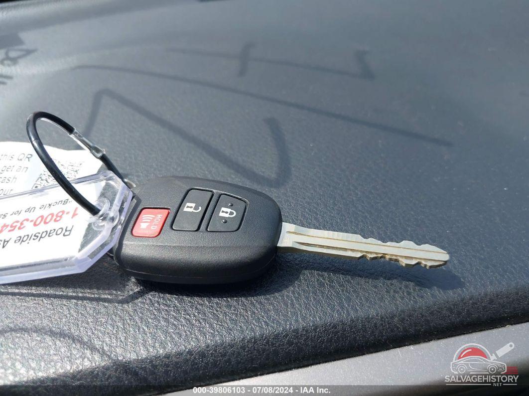 JTMBFREV2JJ235107 2018 TOYOTA RAV4 photo no. 11