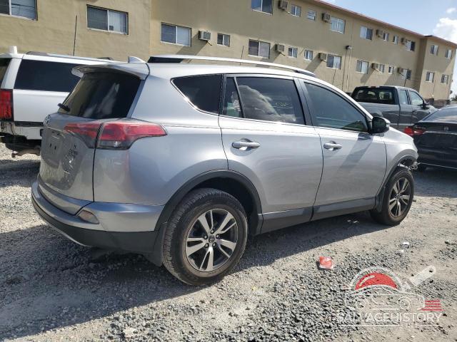 JTMWFREV4JD117429 2018 TOYOTA RAV4 photo no. 3
