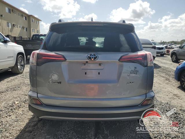 JTMWFREV4JD117429 2018 TOYOTA RAV4 photo no. 6