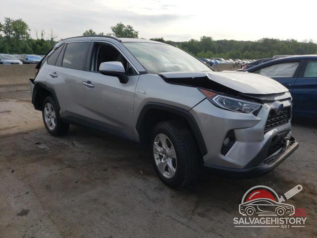 2T3RWRFV3KW024272 2019 TOYOTA RAV4 photo no. 4