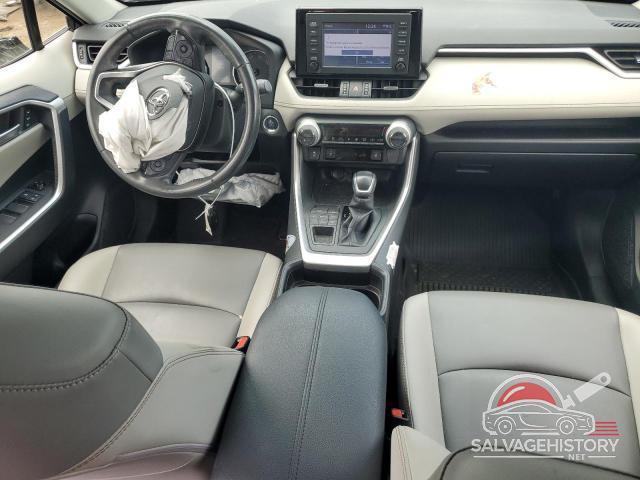 JTMA1RFV3KD019517 2019 TOYOTA RAV4 photo no. 8