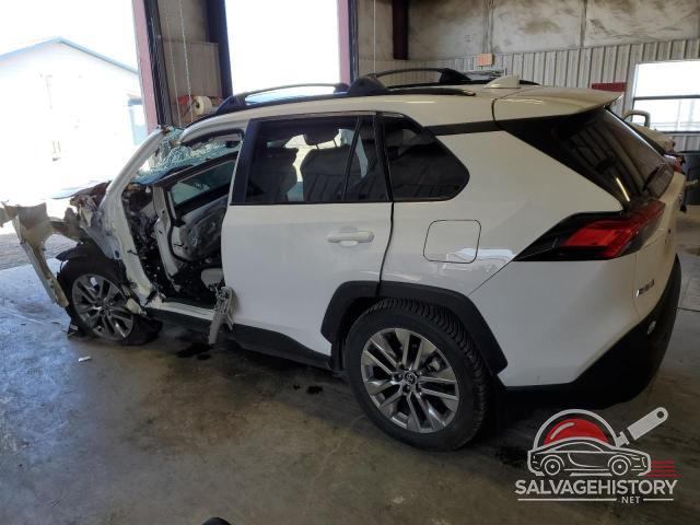 2T3A1RFV3LC133975 2020 TOYOTA RAV4 photo no. 2