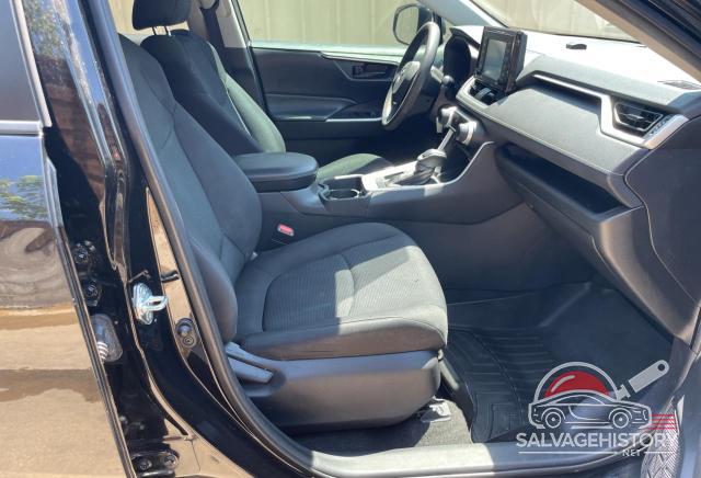 2T3H1RFV2MC139878 2021 TOYOTA RAV4 photo no. 5