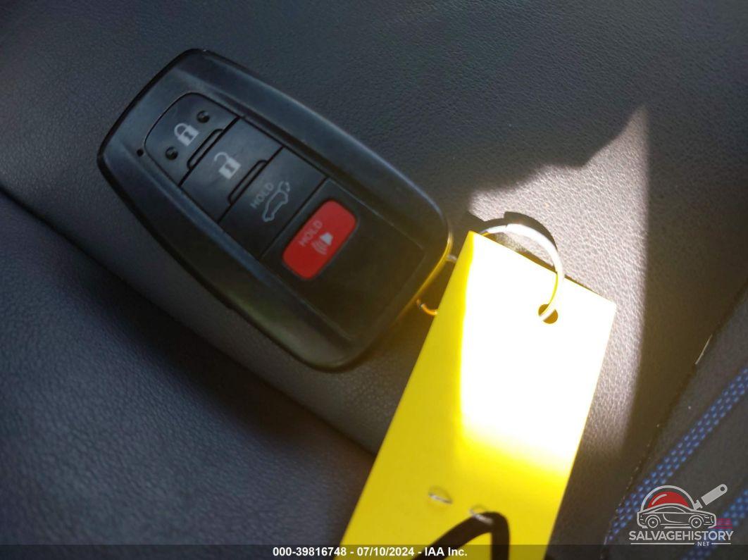 JTME6RFV2NJ020439 2022 TOYOTA RAV4 HYBRID photo no. 11