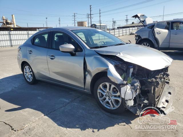 3MYDLBZV6GY123161 2016 TOYOTA SCION photo no. 4
