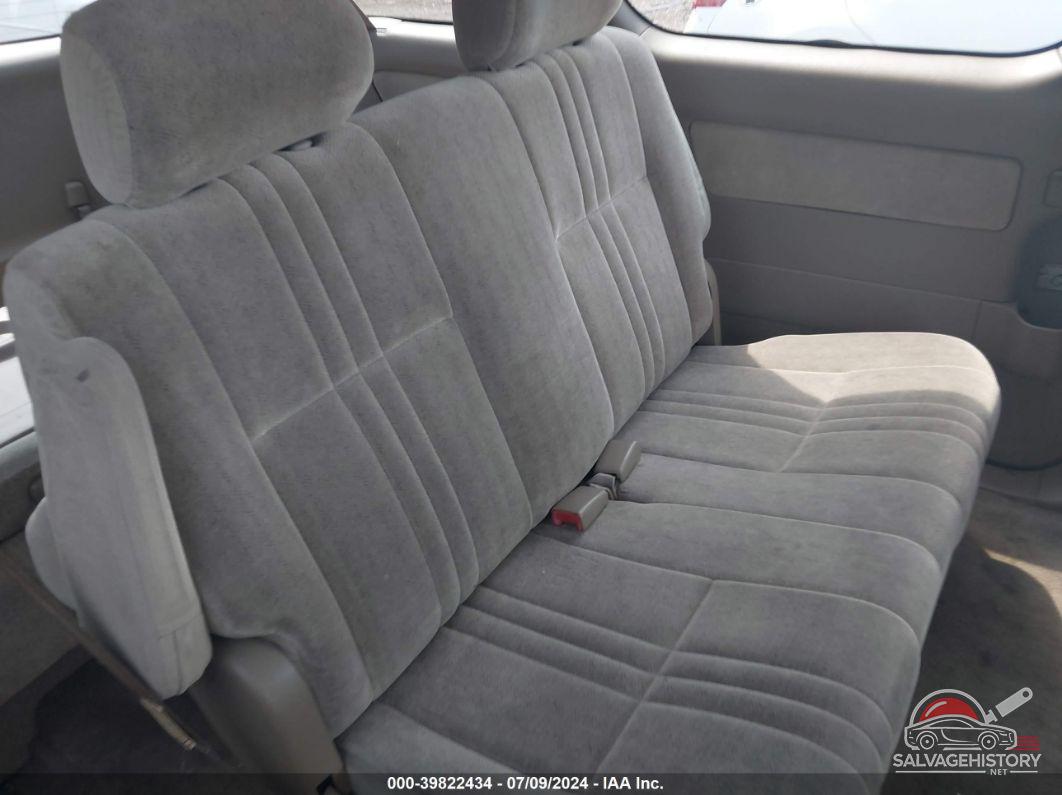 4T3ZF19C7YU200082 2000 TOYOTA SIENNA photo no. 8