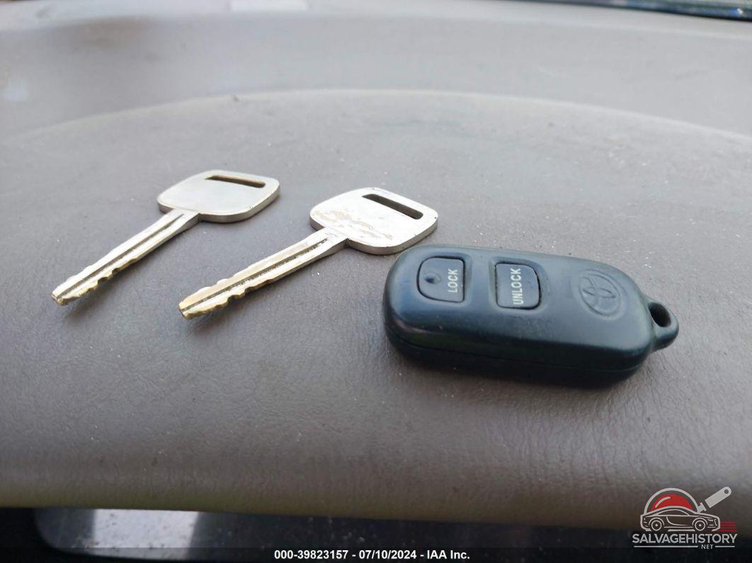 4T3ZF13C91U330315 2001 TOYOTA SIENNA photo no. 11