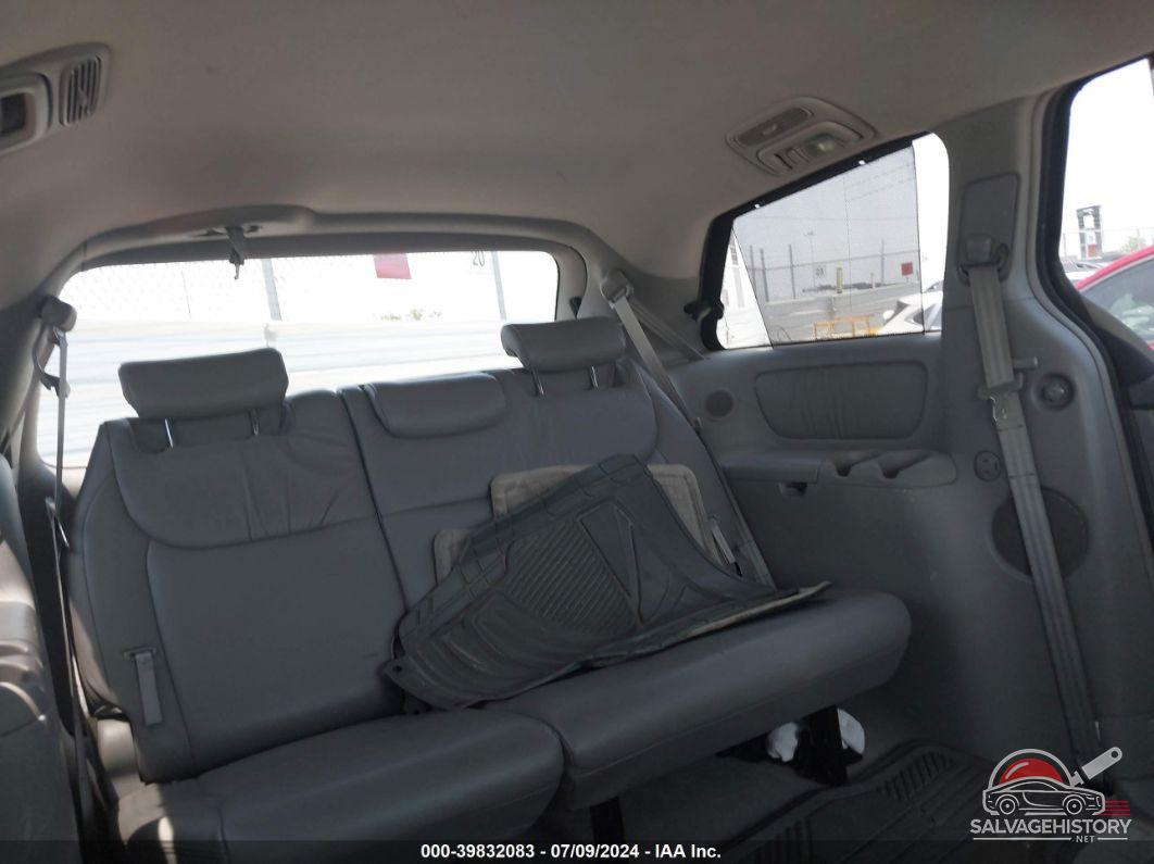 5TDZA22C24S042342 2004 TOYOTA SIENNA photo no. 8