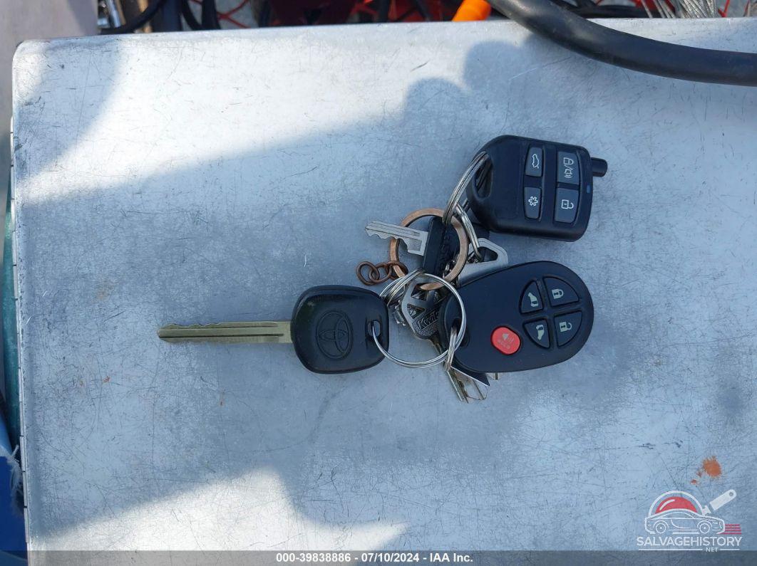 5TDZK23C48S175833 2008 TOYOTA SIENNA photo no. 11