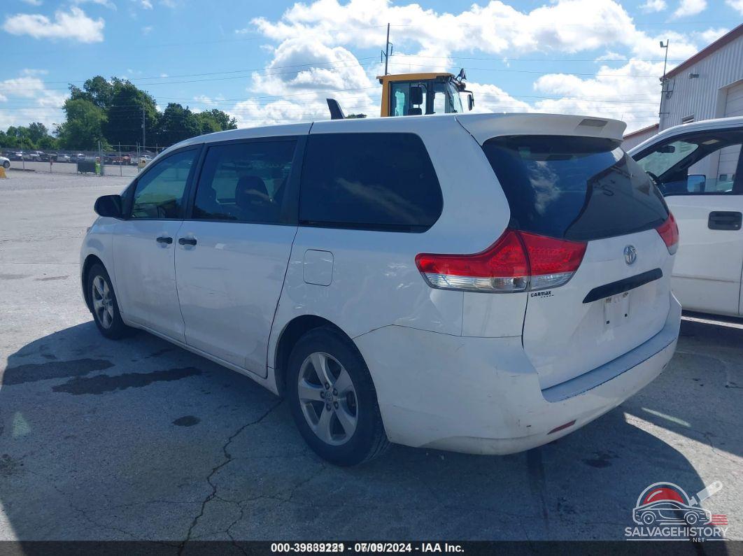 5TDZK3DC6ES468066 2014 TOYOTA SIENNA photo no. 3