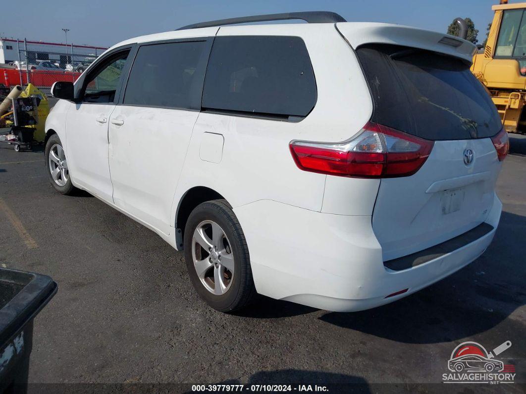 5TDKK3DC4FS624995 2015 TOYOTA SIENNA photo no. 3