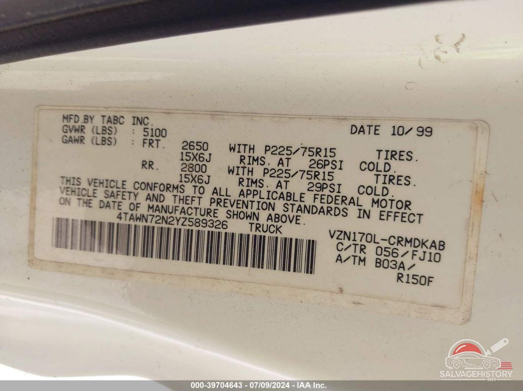 4TAWN72N2YZ589326 2000 TOYOTA TACOMA photo no. 9
