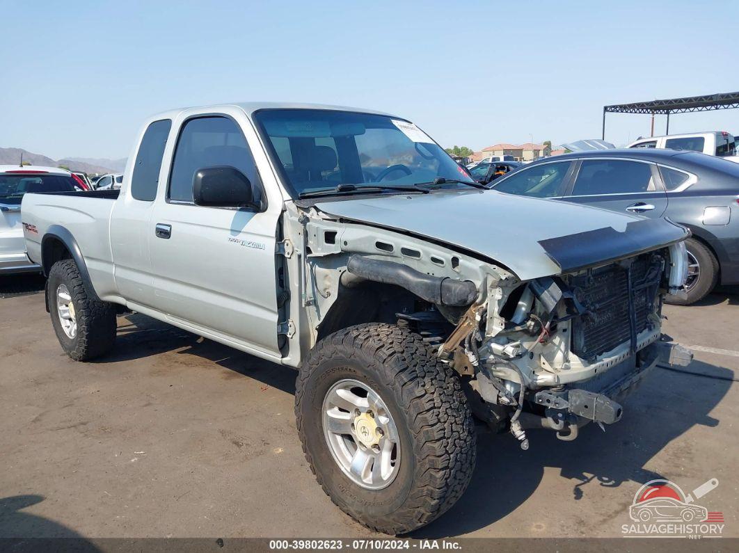 4TAWN72N6YZ666019 2000 TOYOTA TACOMA photo no. 10