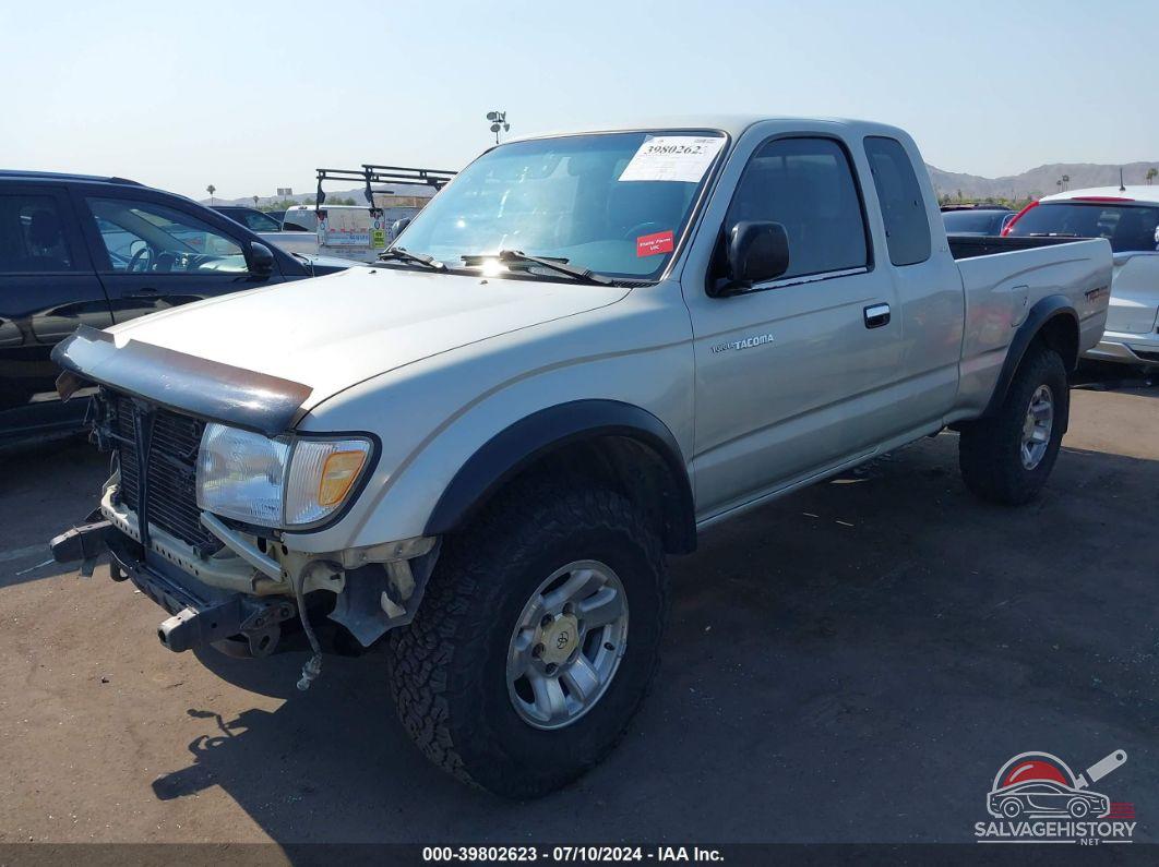 4TAWN72N6YZ666019 2000 TOYOTA TACOMA photo no. 2