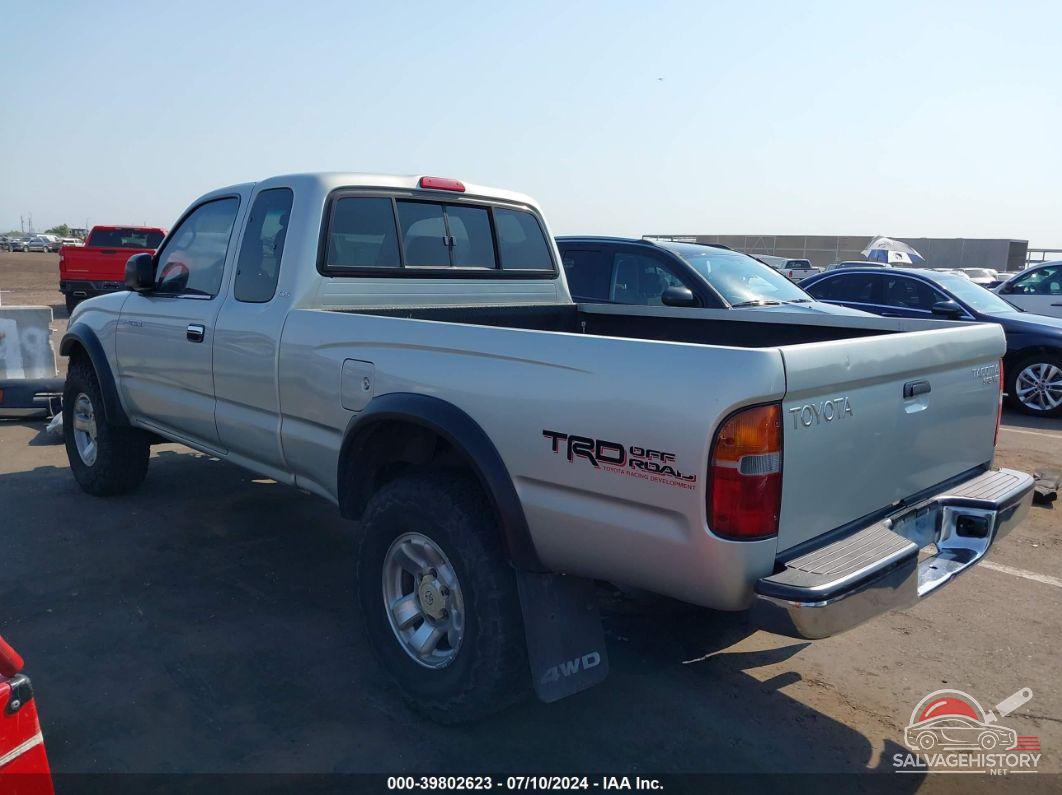4TAWN72N6YZ666019 2000 TOYOTA TACOMA photo no. 3