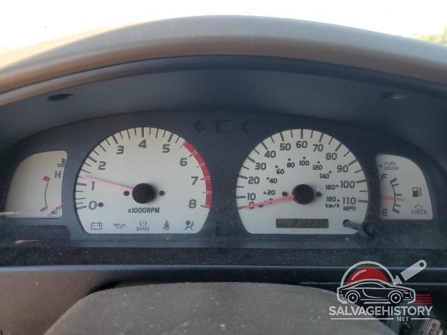 5TEGN92N02Z004422 2002 TOYOTA TACOMA photo no. 9