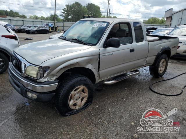 5TEWN72N82Z041086 2002 TOYOTA TACOMA photo no. 9