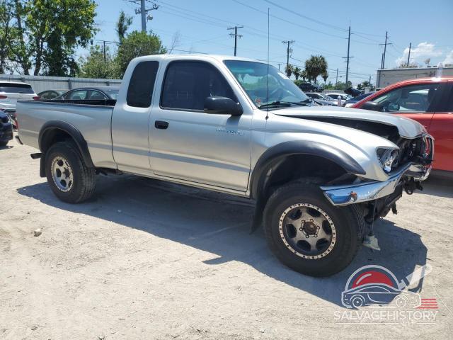 5TESM92N13Z300855 2003 TOYOTA TACOMA photo no. 4