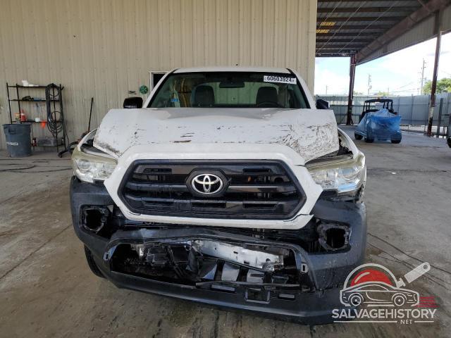5TFRX5GN0HX081375 2017 TOYOTA TACOMA photo no. 5
