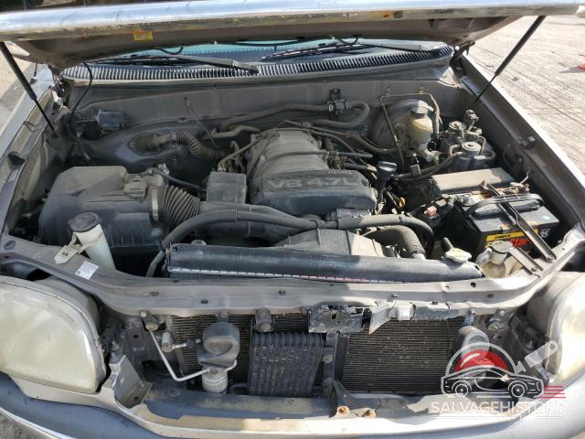 5TBRT34131S136049 2001 TOYOTA TUNDRA photo no. 11