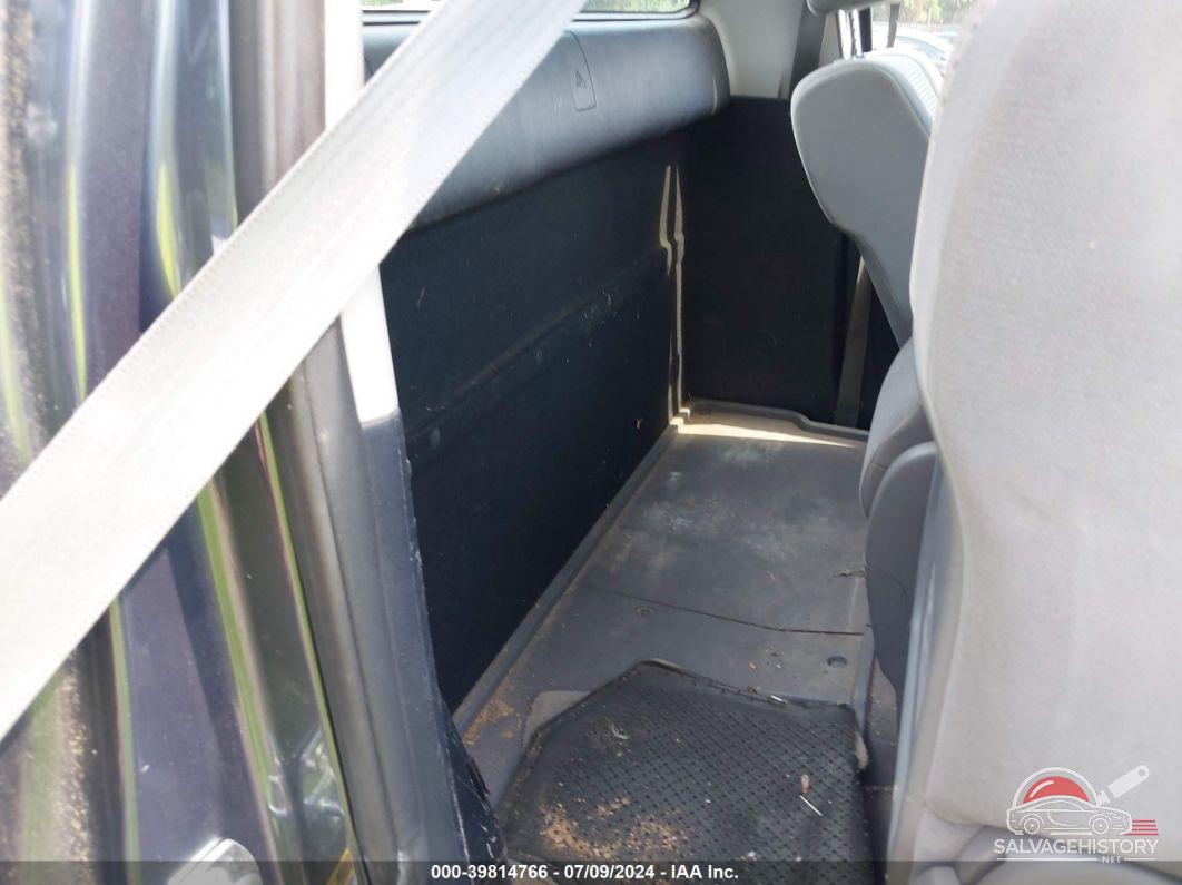 5TFMY5F10AX135219 2010 TOYOTA TUNDRA photo no. 8