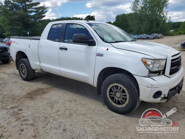5TFUY5F11AX157116 2010 TOYOTA TUNDRA photo no. 4