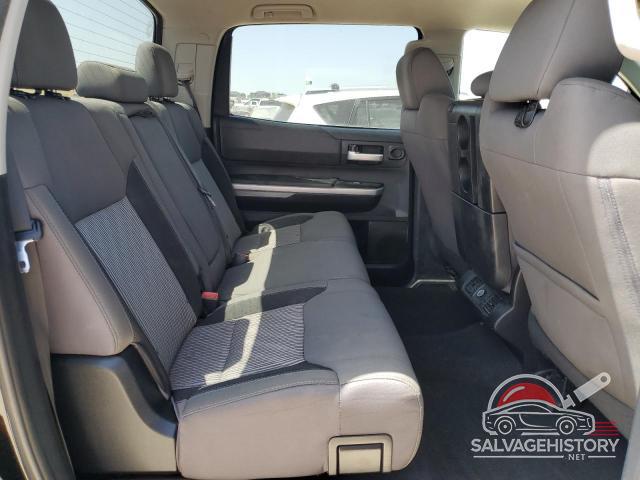 5TFEM5F17FX083112 2015 TOYOTA TUNDRA photo no. 10