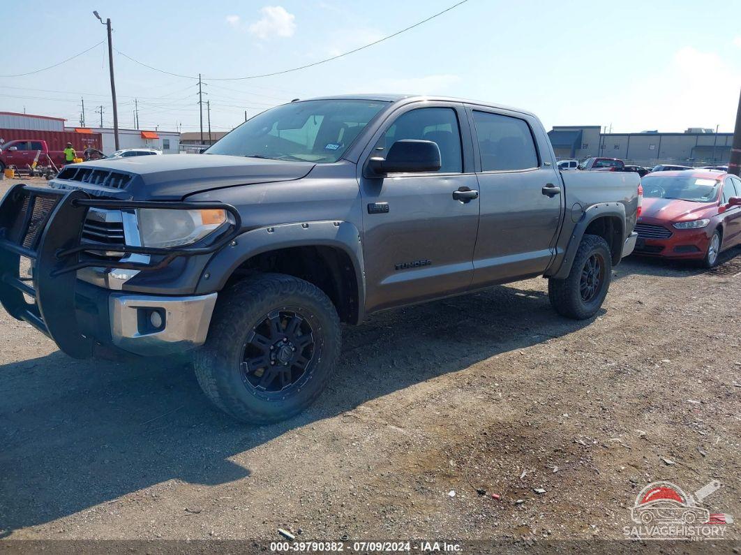 5TFDW5F12HX602317 2017 TOYOTA TUNDRA photo no. 2