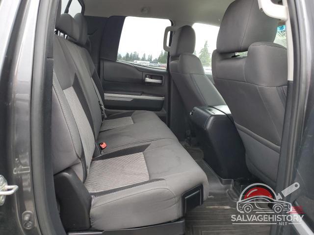 5TFUY5F11HX596066 2017 TOYOTA TUNDRA photo no. 10