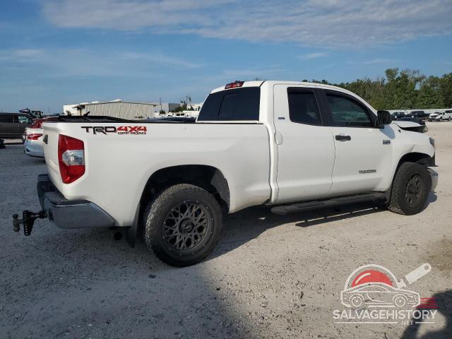 5TFUW5F12JX688900 2018 TOYOTA TUNDRA photo no. 3