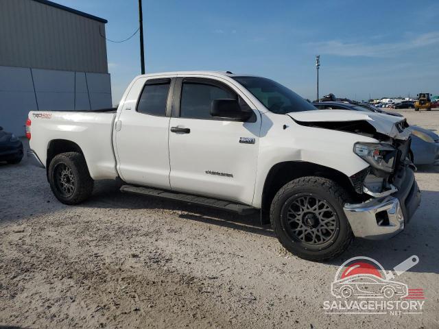 5TFUW5F12JX688900 2018 TOYOTA TUNDRA photo no. 4
