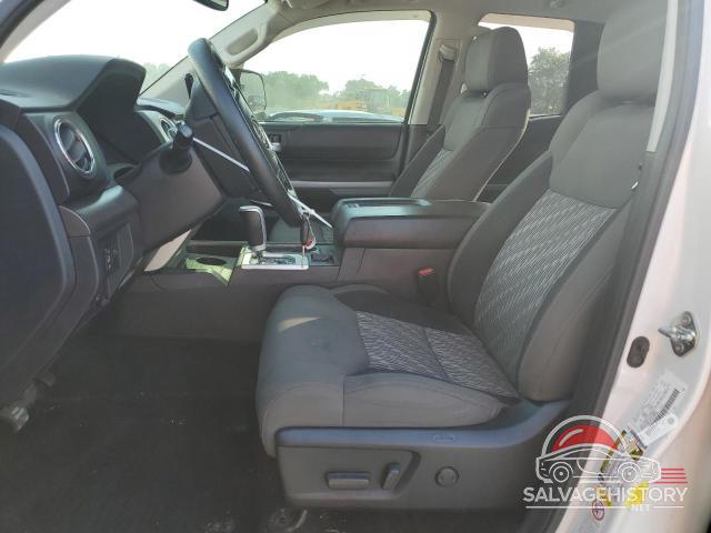 5TFUW5F12JX688900 2018 TOYOTA TUNDRA photo no. 7