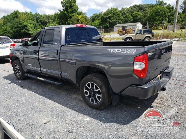5TFUY5F1XJX697502 2018 TOYOTA TUNDRA photo no. 2